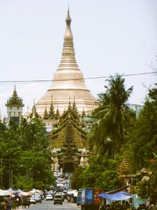 120409_Yangon-5-Die-Pagode