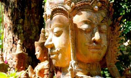 Chiang Mai:  Wat Palad – der magische Tempel