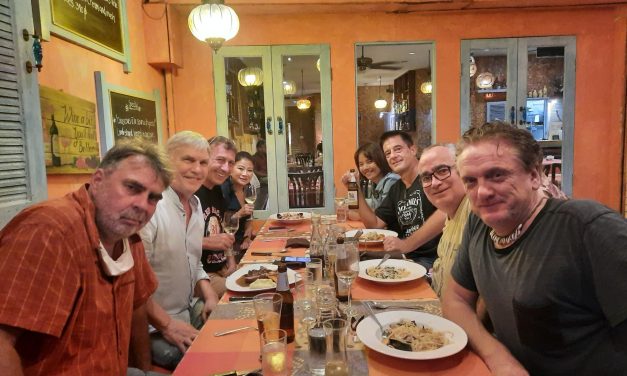 Thai-Tagebuch: Geburtstagsfeier im Restaurant „Chez Marco“ in Chiang Mai
